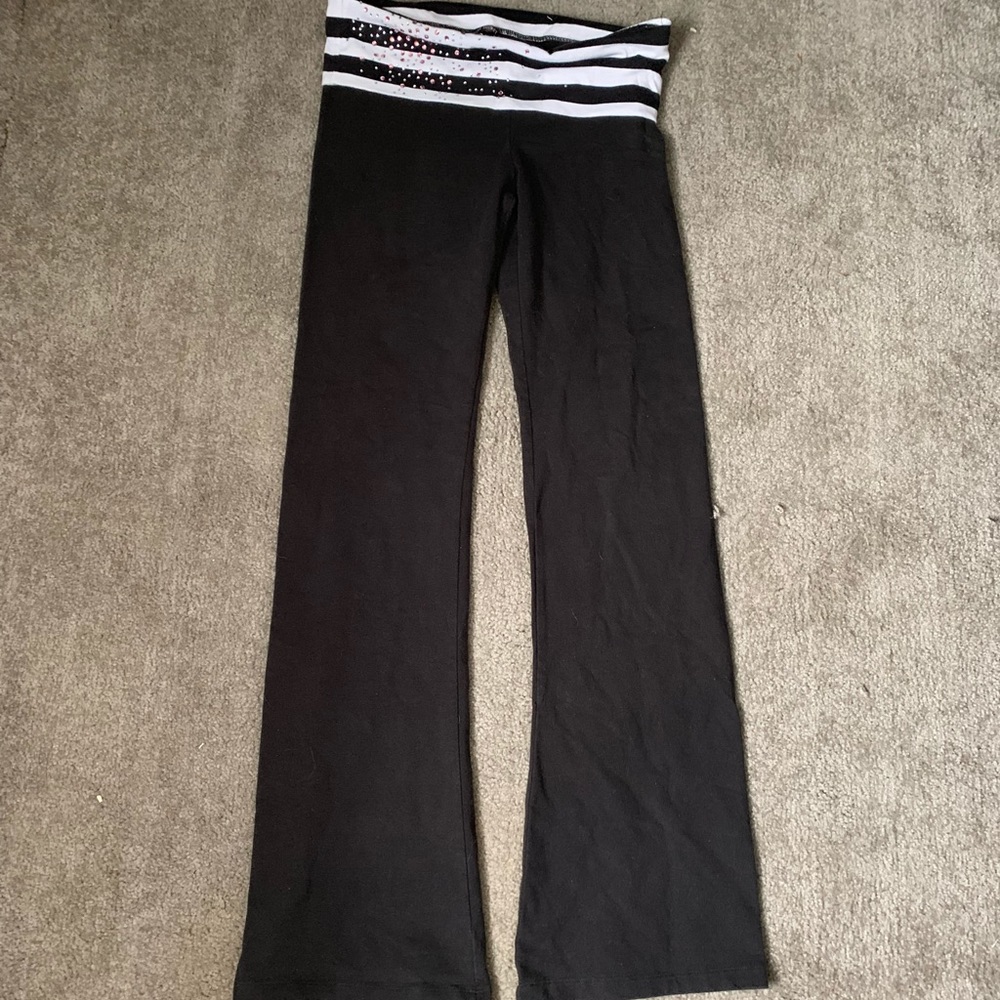 Victoria Secret yogas